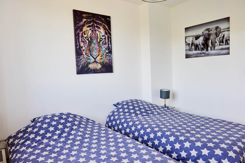 Chambre 2 lits simples, appartement meublé de tourisme Saint-Brieuc, en Côtes d'Armor